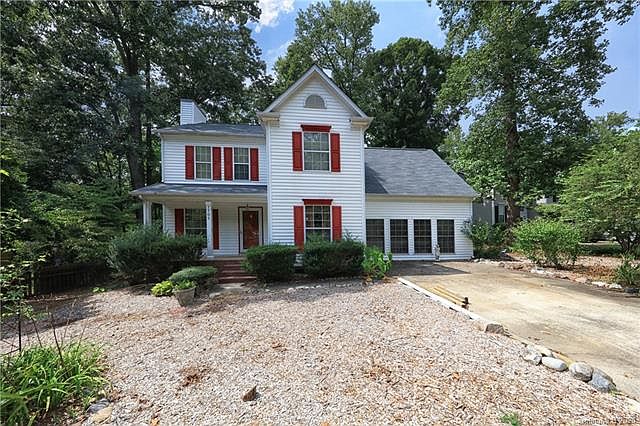 1st image of 7702 Ivy Hollow Dr #10