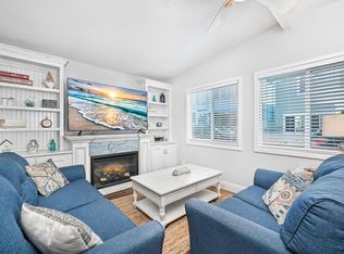 121 25th St #A, Newport Beach, CA 92663