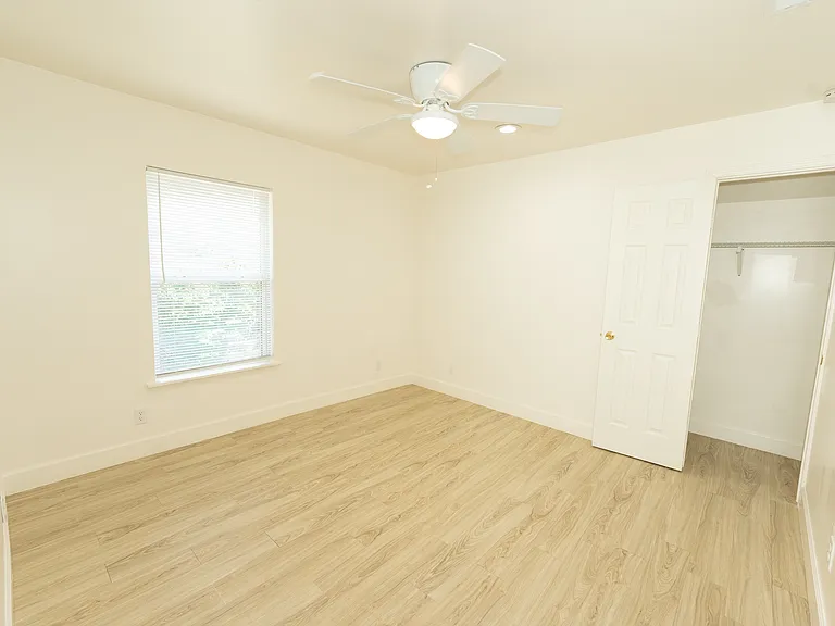 510 N Denver St — Photo 8