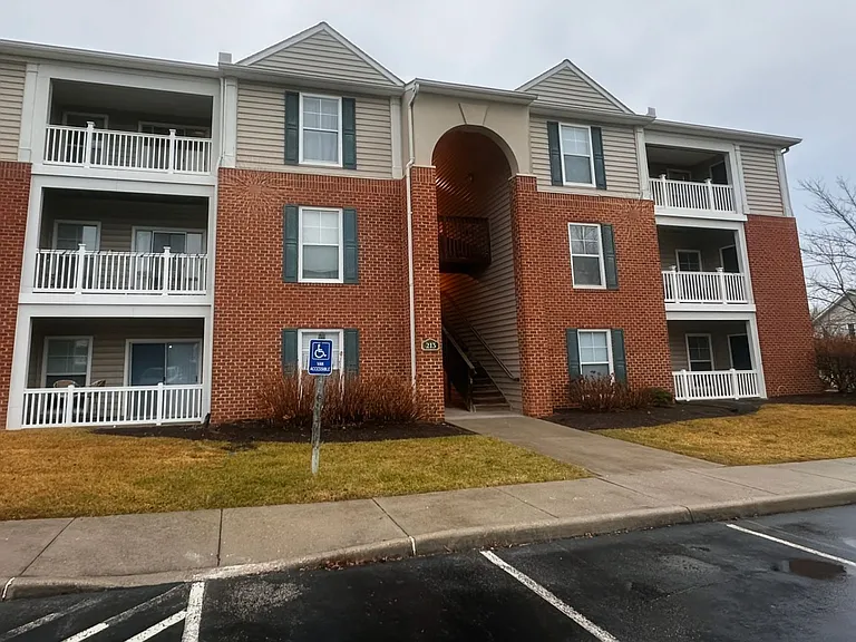 213 S Knollwood Dr #3304 — Photo 1