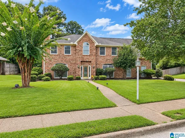 1911 Brandonwood Rd, Tuscaloosa, AL 35406