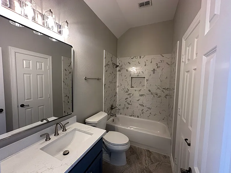 3610 Gillespie St #2 — Photo 13