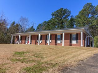 300 Oakgrove Rd, Selmer, TN 38375