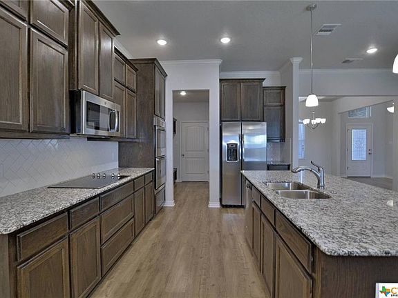 4th image of 7213 Sun Valley Dr