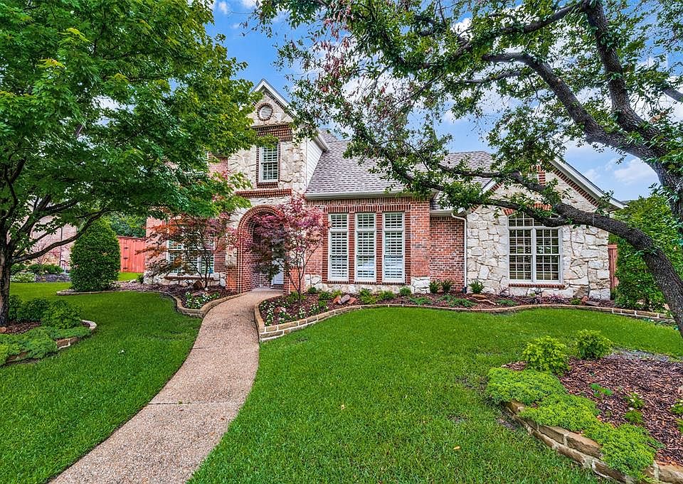 1st image of 5000 Bellaire Dr