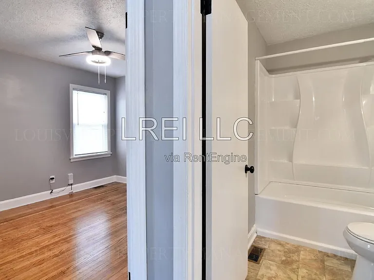 10815 Alberta Dr — Photo 15