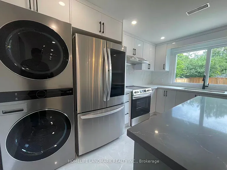 17 Rosemeade Ave #2 — Photo 6