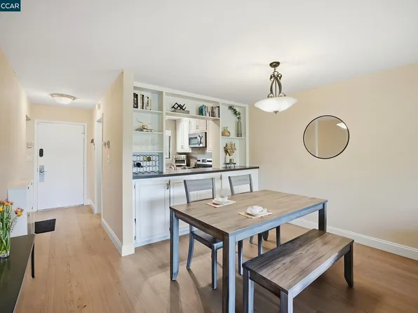 628 Via Casitas, Kentfield, CA 94904