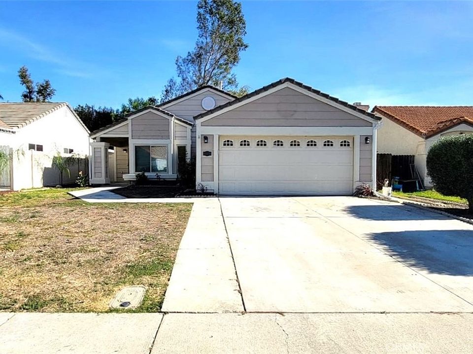 1st image of 39864 Snow Gum Ln