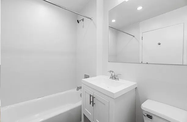 Rented by REAL New York | media 8