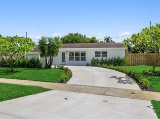 3720 Lake Osborne Dr, Lake Worth, FL 33461