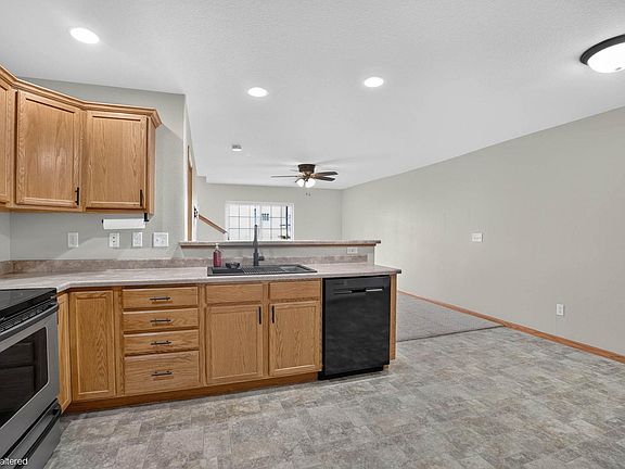 2nd image of 3416 Destin Dr