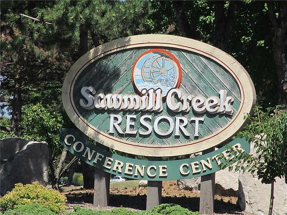 2nd image of 13 Sawmill Creek Dr W