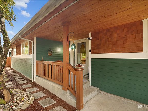 2nd image of 12919 NE 203rd Court