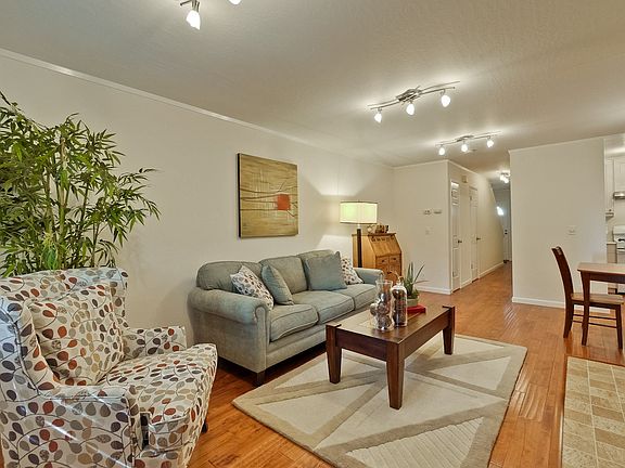 4th image of 1983 San Luis Ave APT 23