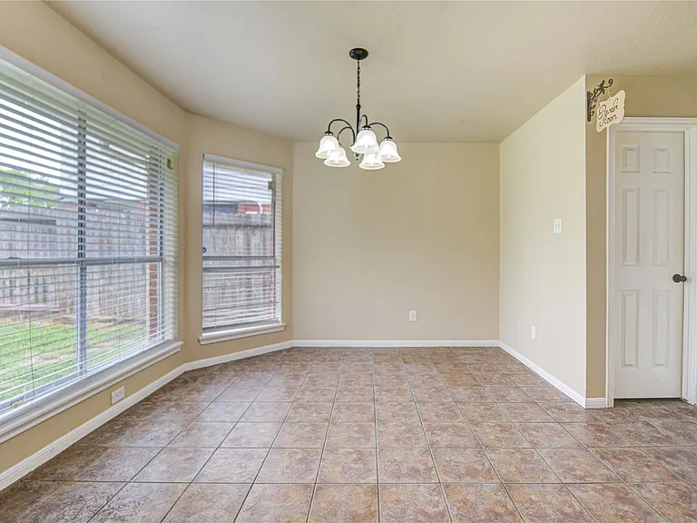 138 W New Meadows Dr — Photo 24