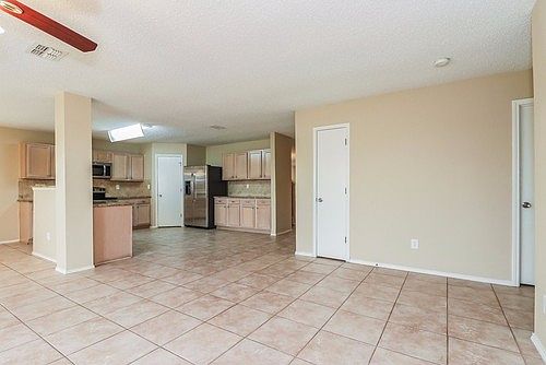 5th image of 3135 Teodoro Dr