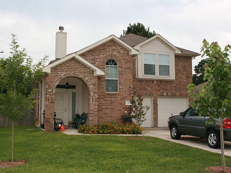 12153 La Salle Oaks