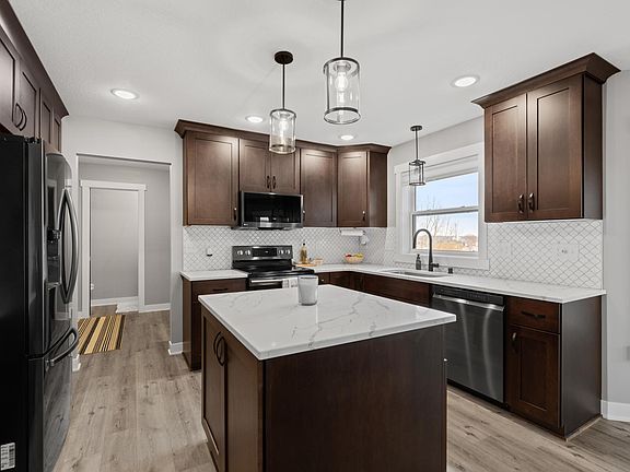 5th image of 6364 Sunset Hill Pl NW