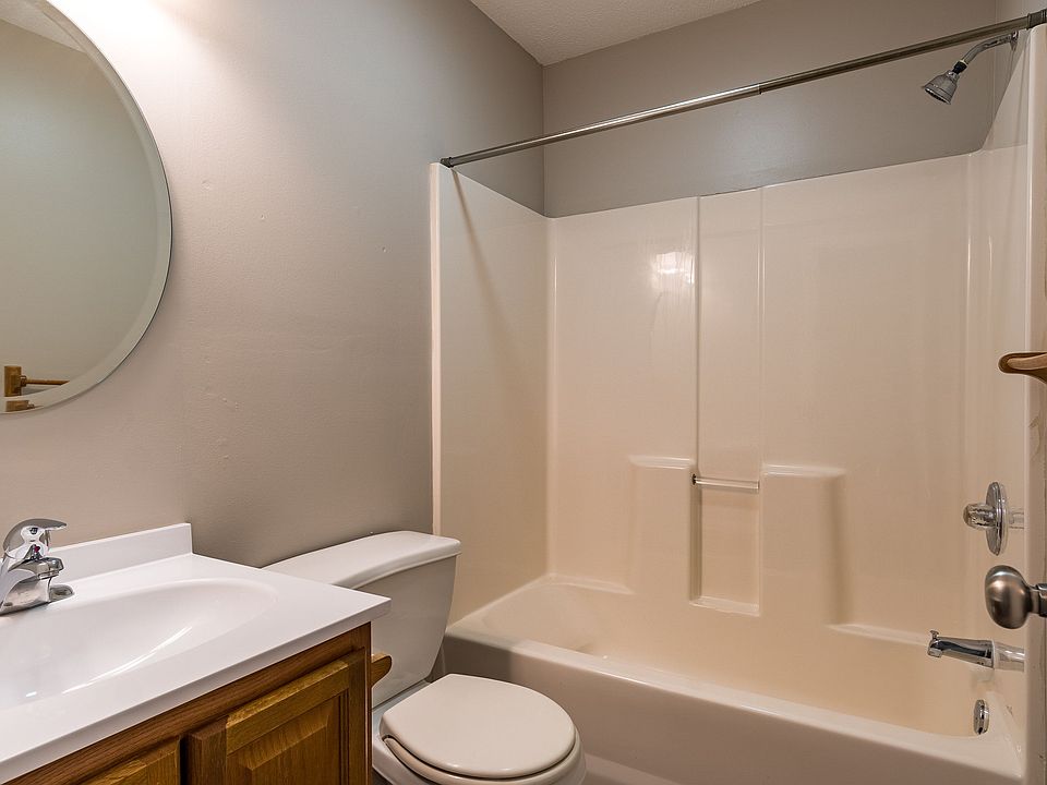 Bathroom_10042023