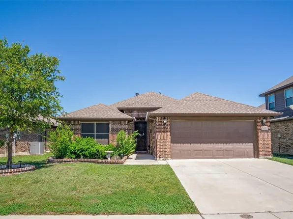 6162 Gamgee St, Fort Worth, TX 76179