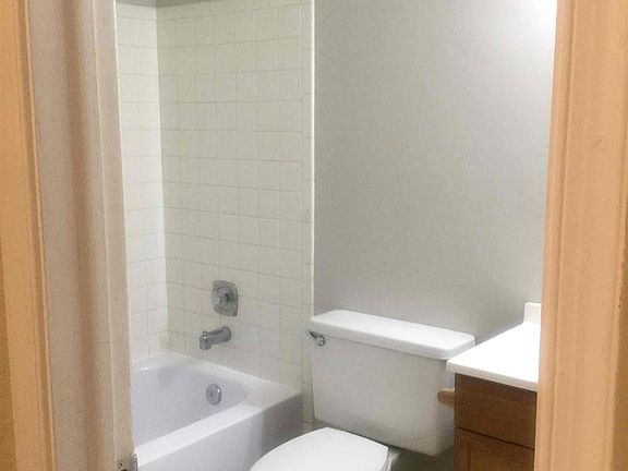 1_-_Full_Marketing_Photos-40