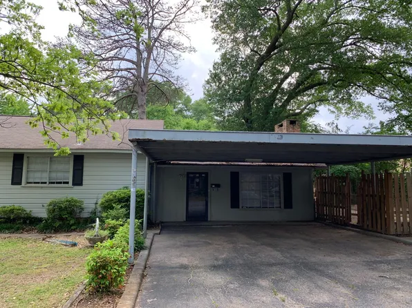 501 Glover Dr, Longview, TX 75601