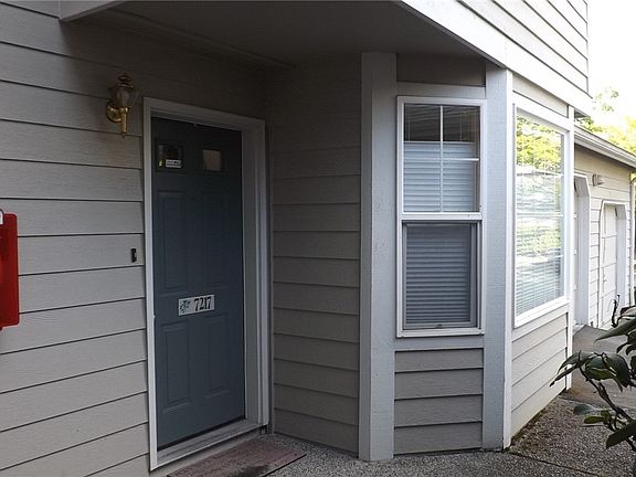 5th image of 7217 NE 171st Ln