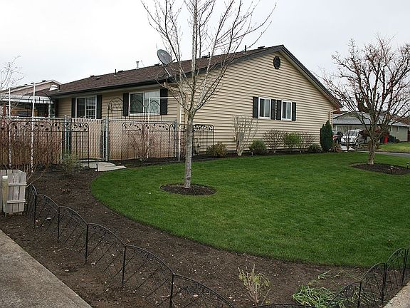 Rear-Side 