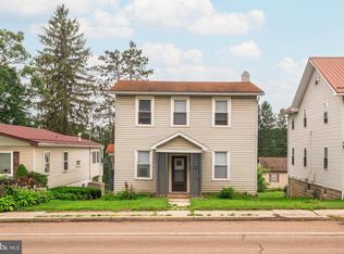 615 E Oak St, Oakland, MD 21550
