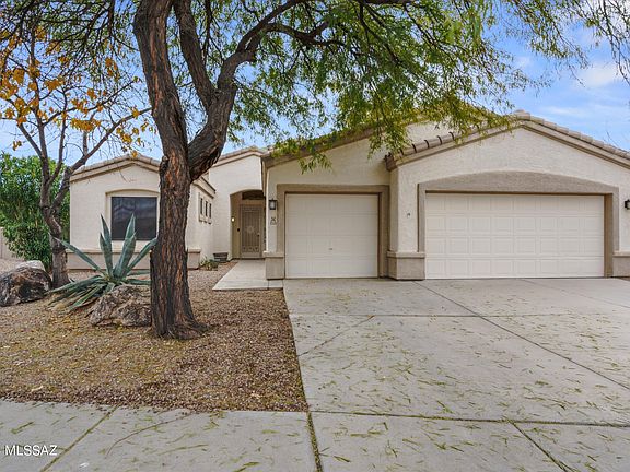 2nd image of 245 W Sacaton Canyon Dr