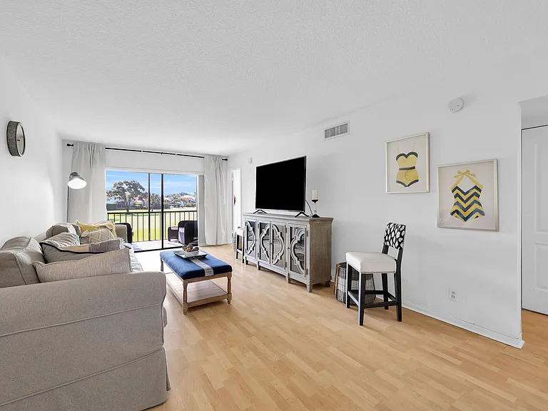 12962 Briarlake Dr #202 — Photo 10