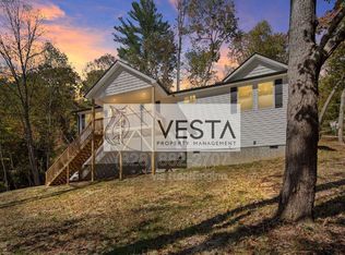 2493 Turnpike Rd, Horse Shoe, NC 28742 | Zillow