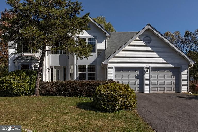 1st image of 4 Wexwood Ct