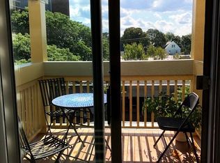 9 Holland St APT 3A, Somerville, MA 02144