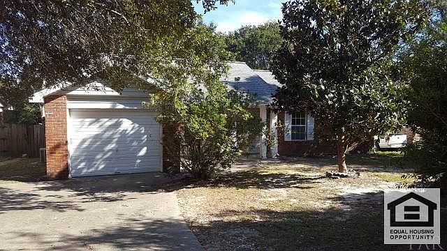 1st image of 8150 Crystal Wells Pl