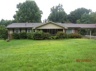 1210 Rives Rd, Martinsville, VA 24112