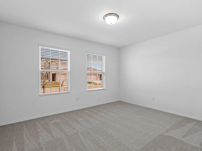 4433 Benham Dr — Photo 14