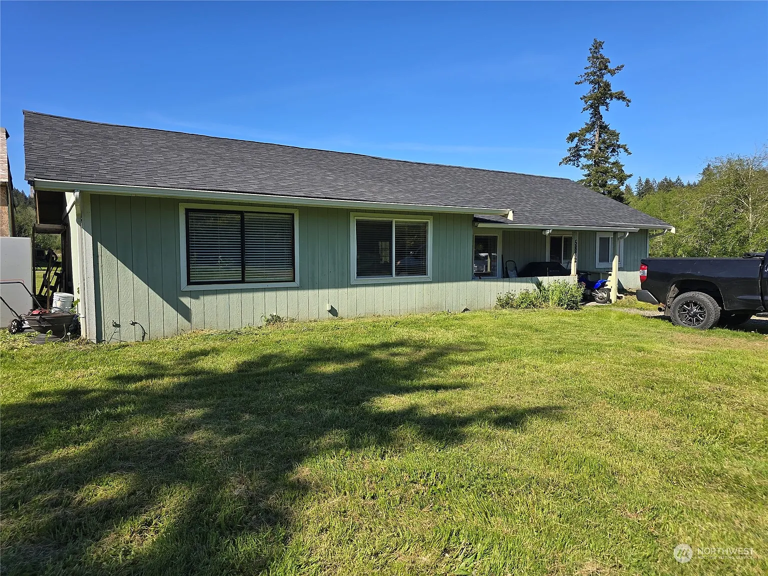 5882 SE lake valley Road photo 1