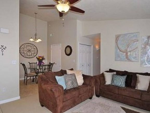 5th image of 1612 W Westbury Way #L