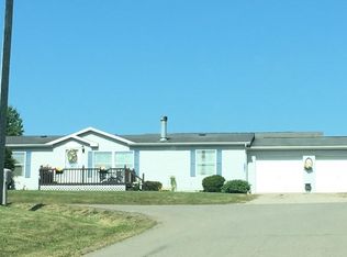 6110 Branch Circle Rd, Zanesville, OH 43701