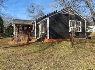 1312 E Lamar St, Palestine, TX 75801