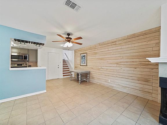 3rd image of 3506 Cove View Blvd APT 211