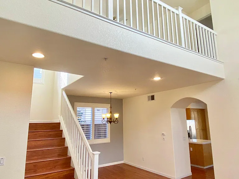 7315 Carter Ave — Photo 6