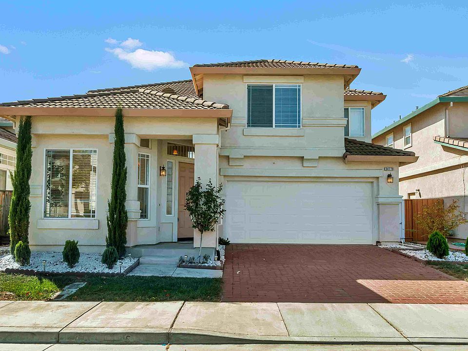 1st image of 34778 Klondike Dr