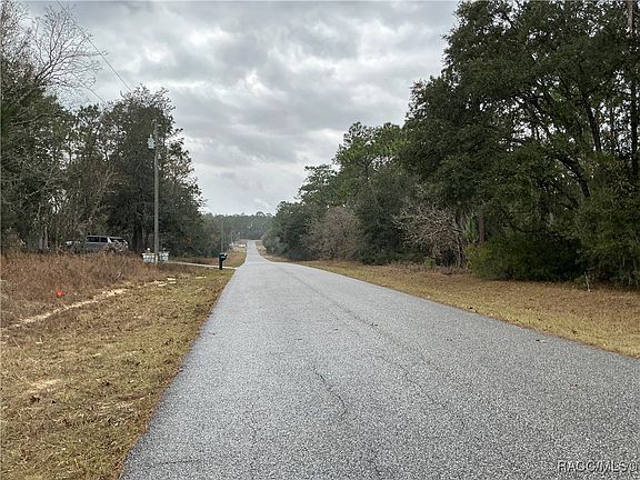 5th image of 7282 N Ireland Dr