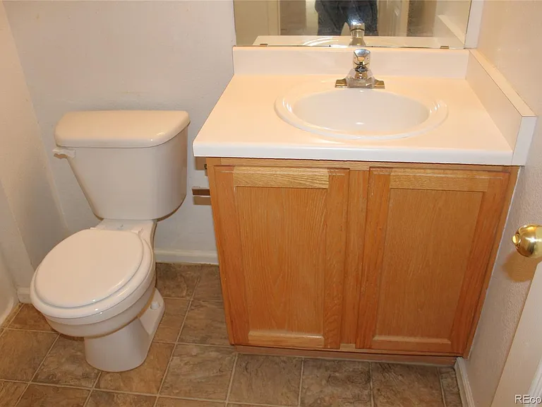 4915 Waldenwood Dr — Photo 20