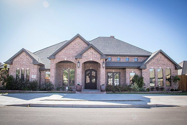 1st image of 2108 Ironwood Dr