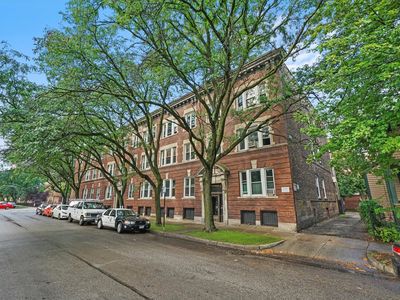 5048 S Blackstone Ave APT 2, Chicago, IL, 60615
