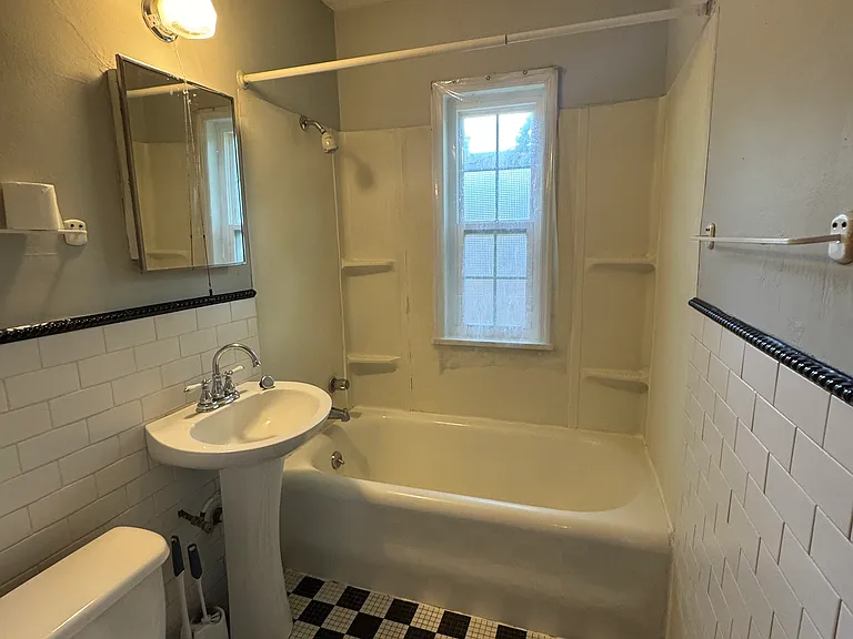 857 Sheridan Ave #B — Photo 14